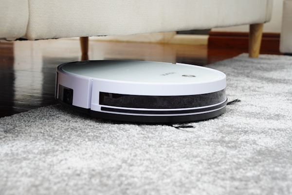 PureCare Car Vacuum - Automatic - White